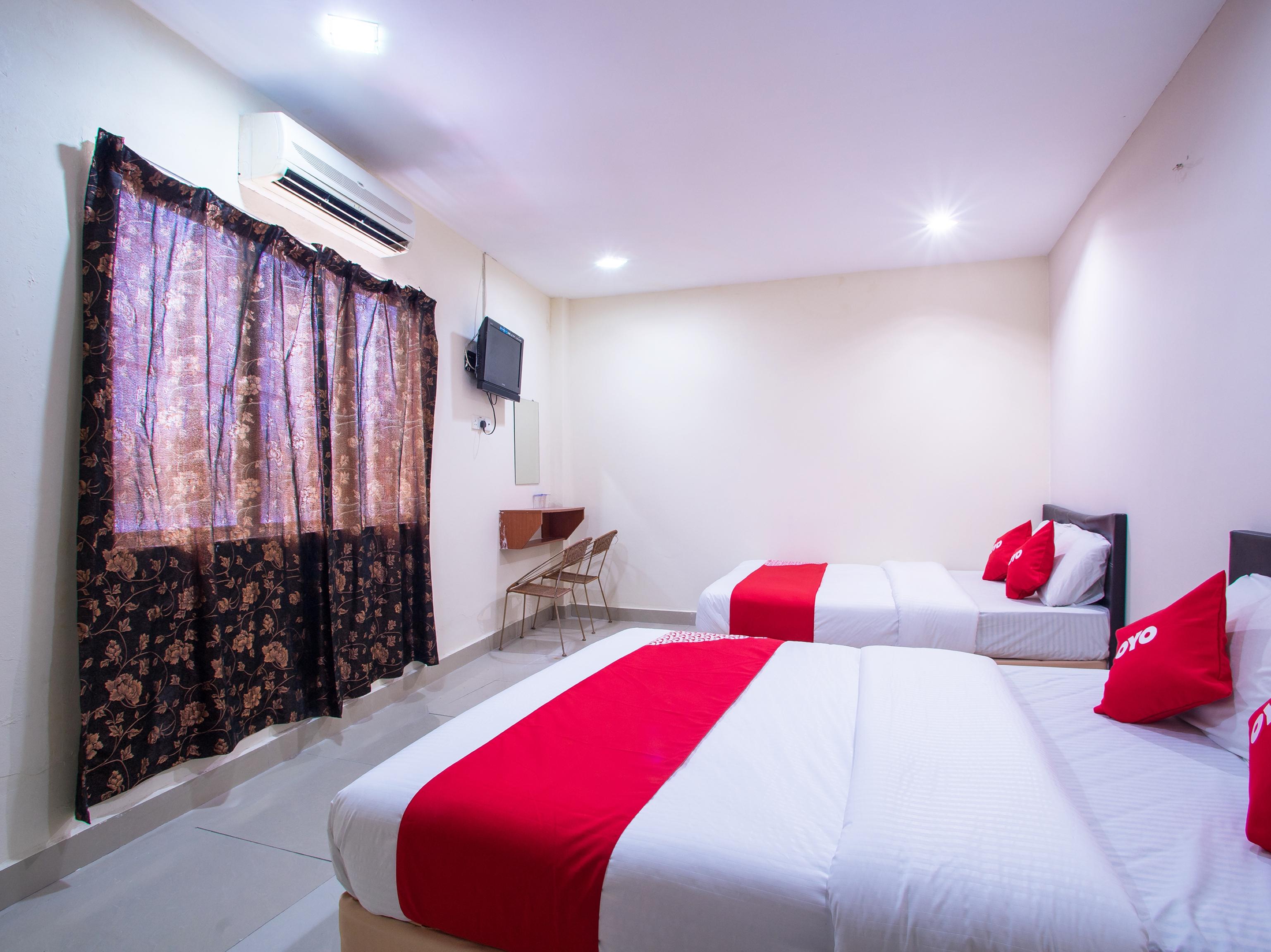 Oyo 44010 Royals Star Hotel Seremban Exterior photo