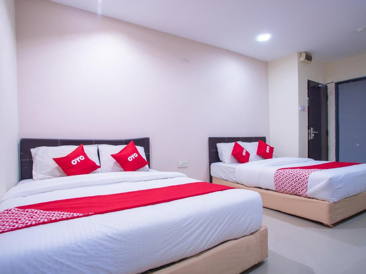Oyo 44010 Royals Star Hotel Seremban Exterior photo